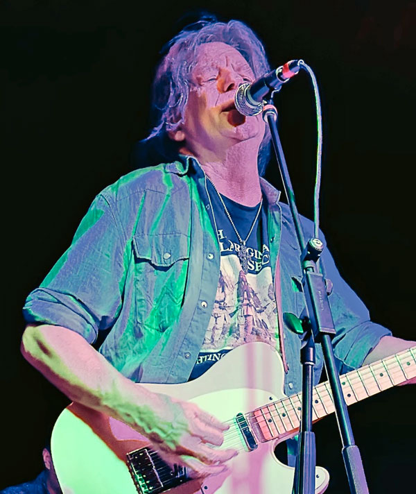 photo by mike baggetta