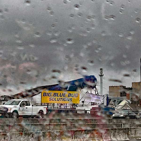 photo by mike baggetta