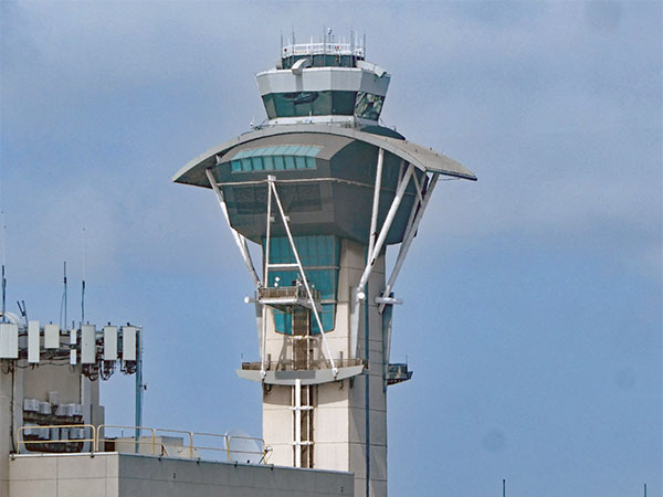 lax control tower