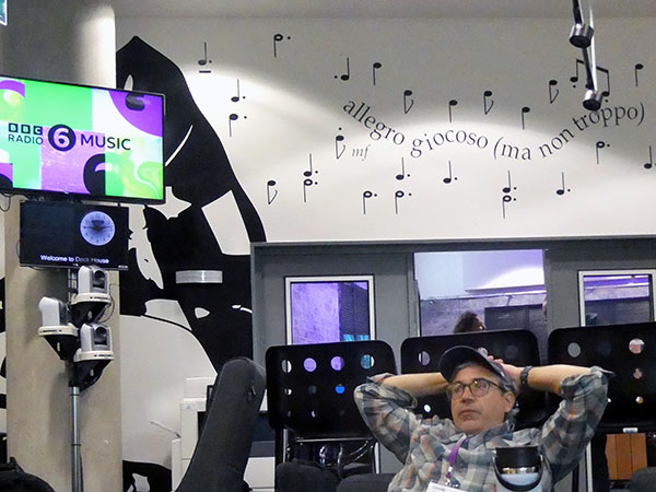 mike baggetta in the studio for marc riley's bbc6 show