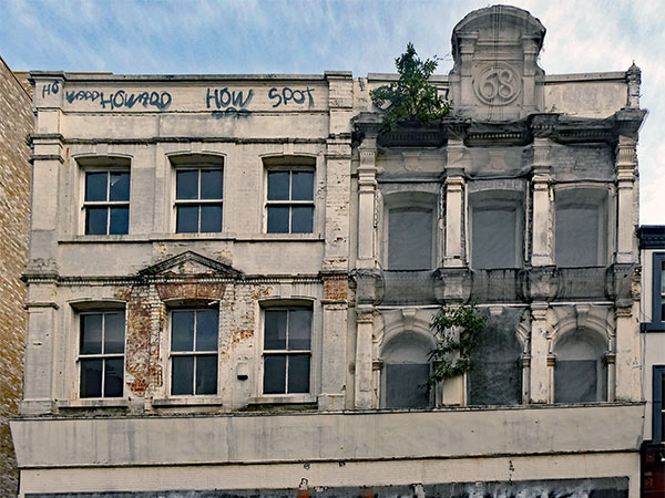 neighborhood around 'gullivers' in manchester