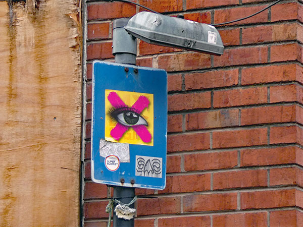 neighborhood around 'gullivers' in manchester