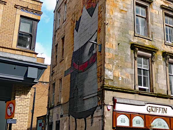 near the gig pad in glasgow