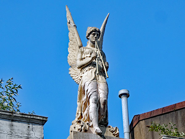 sauchiehall street in glasgow