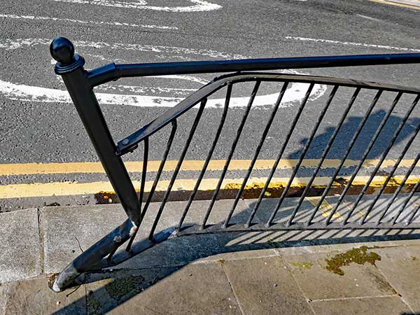 sauchiehall street in glasgow