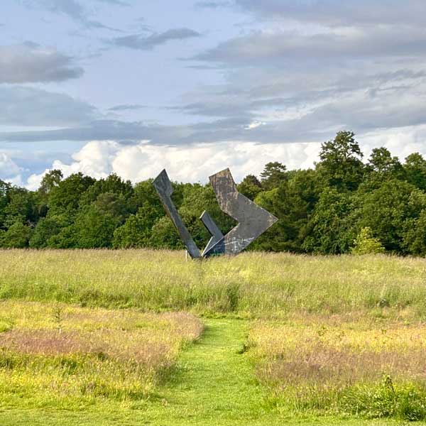 photo by mike baggetta