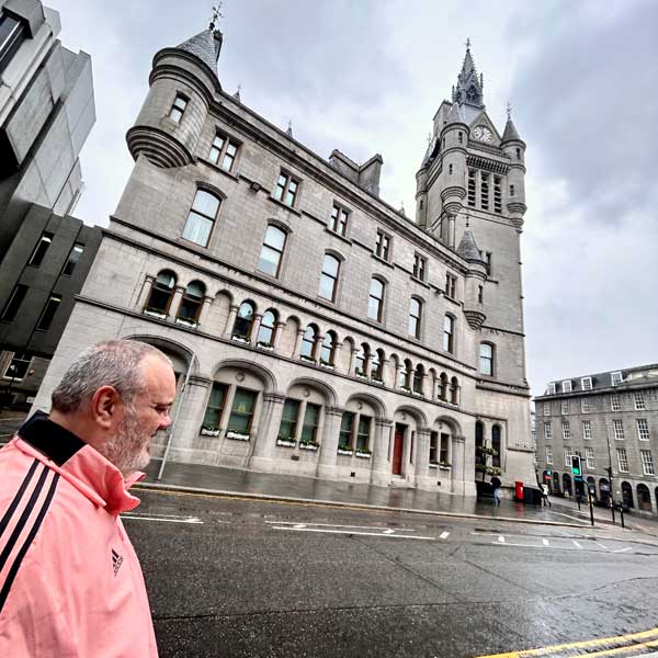 photo by mike baggetta